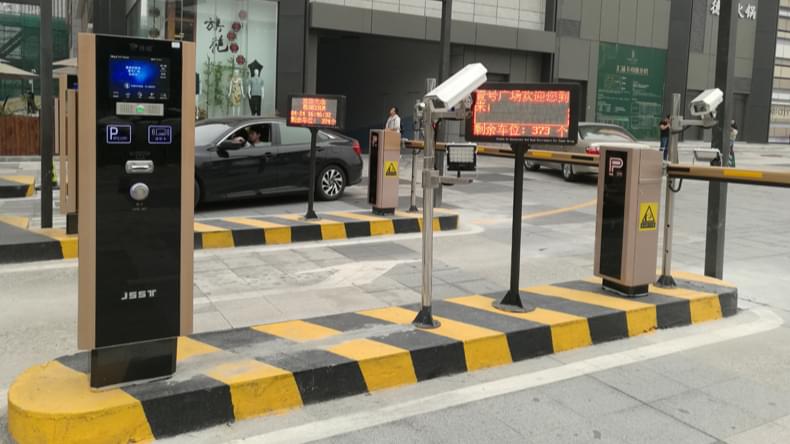 創通寶淺談出入口停車場管理系統和無感支付智慧升級